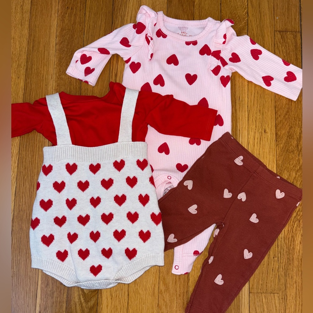 Baby Valentine’s Day Bundle 3-6 months Love Hearts